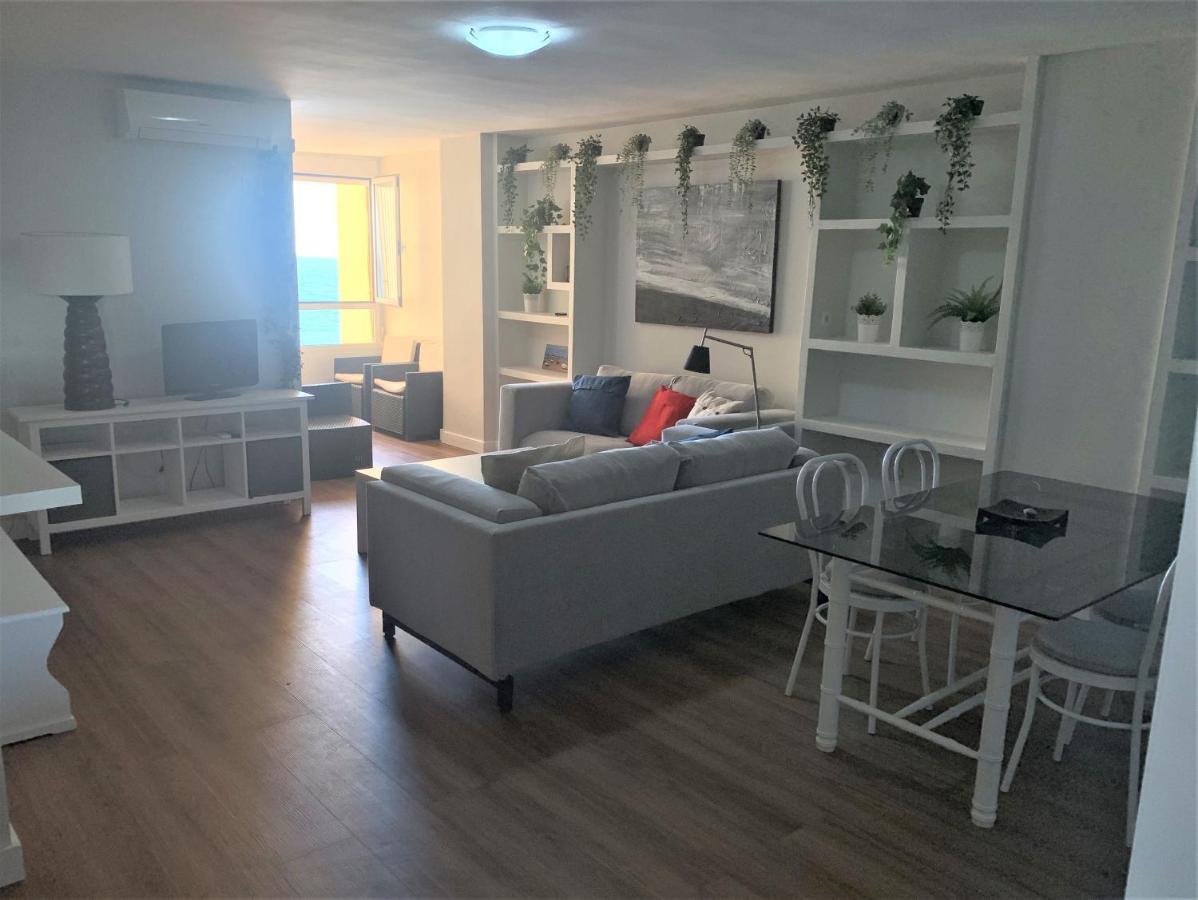 Piso Amplio Frente Al Mar En Pleno Paseo Maritimo. Apartment Кадис Екстериор снимка
