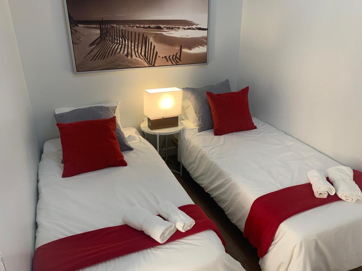 Piso Amplio Frente Al Mar En Pleno Paseo Maritimo. Apartment Кадис Екстериор снимка