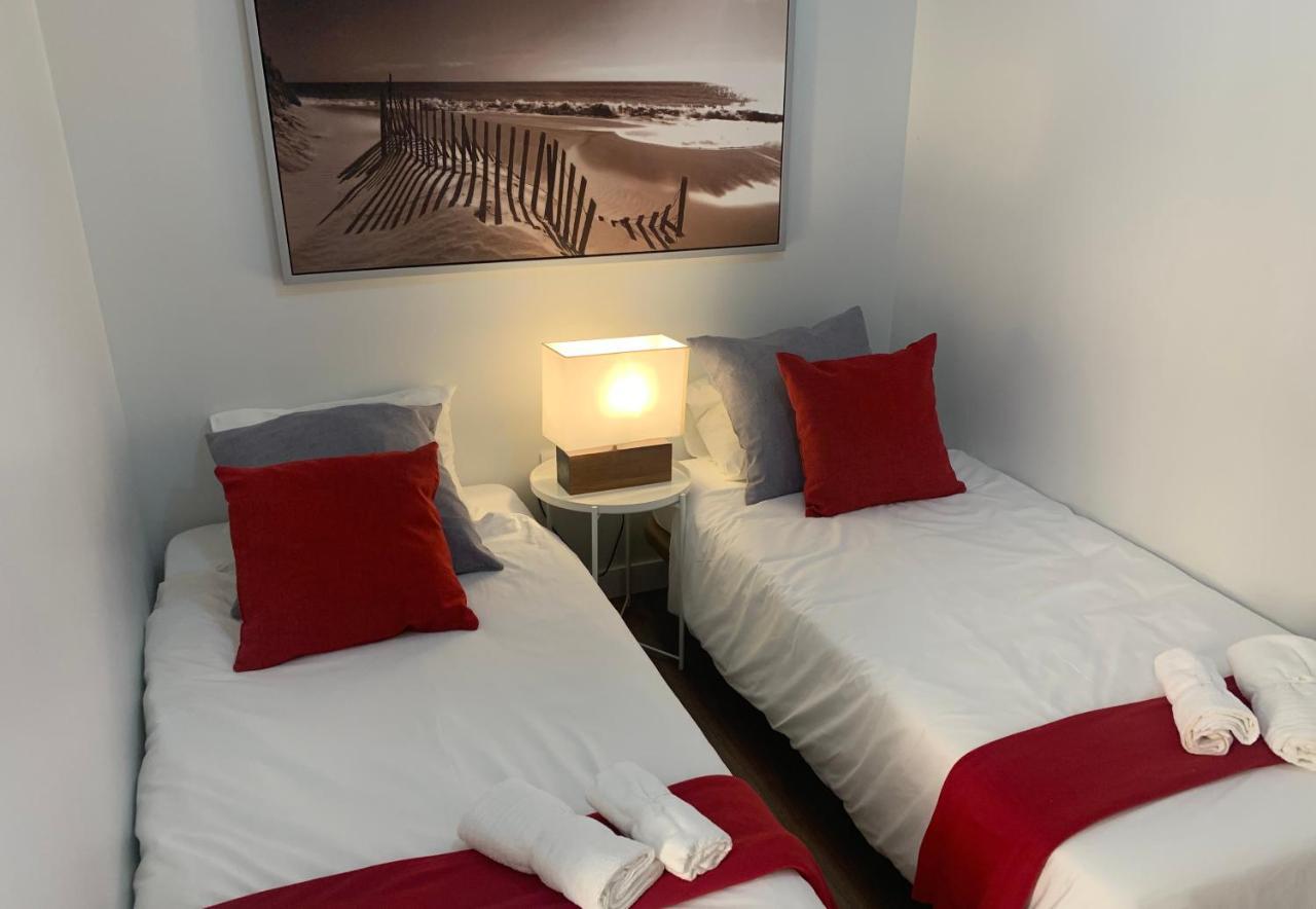 Piso Amplio Frente Al Mar En Pleno Paseo Maritimo. Apartment Кадис Екстериор снимка